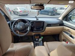 מיצובישי אאוטלנדר 4X4 Limited אוט' 7 דיזל מק' 2.3 (150 כ"ס) דיזל 2016