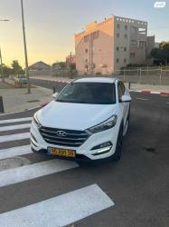 יונדאי טוסון 4X4 Premium אוט' בנזין 2.0 (155 כ''ס) בנזין 2016 למכירה