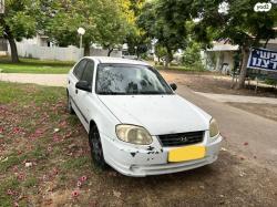יונדאי אקסנט (עד 2012) Family GL אוט' 5 דל' 1.5 (91 כ''ס) בנזין 2005 למכ