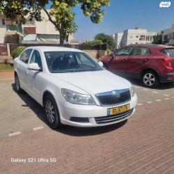 סקודה אוקטביה Ambiente אוט' 1.2 (105 כ''ס) בנזין 2012 למכירה בכפר י