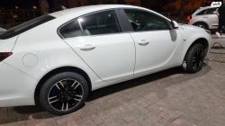 אופל אינסיגניה Edition הצ'בק אוט' 2.0 (250 כ''ס) בנזין 2016 למכירה 
