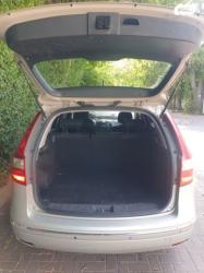 יונדאי i30CW Inspire סטיישן אוט' 1.6 (126 כ''ס) בנזין 2010 למכירה בבנ