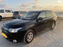 מיצובישי אאוטלנדר Instyle אוט' 7 מק' 2.0 (150 כ"ס) בנזין 2014 למכיר