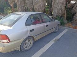 יונדאי אקסנט (עד 2012) Esteem אוט' 5 דל' 1.5 (91 כ''ס בנזין 2002 למכיר