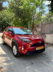 טויוטה יאריס קרוס HSD Urban אוט' 1.5 (92 כ''ס) בנזין 2022 למכירה בפ