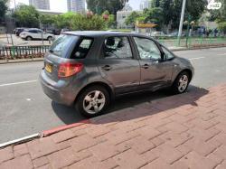 סוזוקי SX4 GLX-HB הצ'בק אוט' 1.6 (119 כ''ס) בנזין 2009 למכירה בראשון