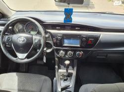 טויוטה קורולה Sun אוט' 1.6 (132 כ"ס) בנזין 2015 למכירה בנתניה