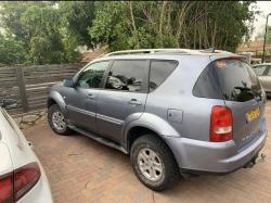 סאנגיונג רקסטון 4X4 RX270 אוט' דיזל 7 מק' 2.7 (165 כ''ס) דיזל 2011 למ