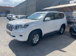 טויוטה לנד קרוזר ארוך Select אוט' 7 מק' דיזל 5 דל' 2.8 (204 כ"ס) די