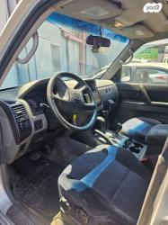 מיצובישי פג'רו ארוך 4X4 GLX אוט' דיזל 7 מק' 3.2 (165 כ''ס) דיזל 2003 