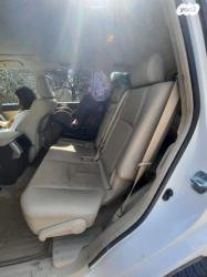 טויוטה לנד קרוזר ארוך Sahara אוט' 7 מק' דיזל 5 דל' 2.8 (204 כ"ס) די