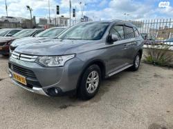 מיצובישי אאוטלנדר 4X4 Supreme אוט' 7 מק' 2.0 (150 כ"ס) בנזין 2015 למכ