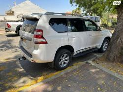 טויוטה לנד קרוזר ארוך 4X4 Luxury אוט' דיזל 7 מק' 2.8 (177 כ"ס) דיזל