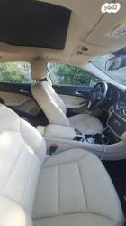 מרצדס GLA GLA200 Urban אוט' 1.6 (156 כ''ס) [2014-2017] בנזין 2014 למכירה בנס