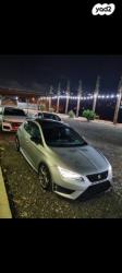 סיאט לאון FR אוט' 5 דל' 1.8 (180 כ"ס) בנזין 2015 למכירה באום אל פח