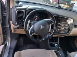 מיצובישי אאוטלנדר Instyle אוט' 7 מק' 2.0 (150 כ"ס) בנזין 2013 למכיר