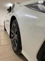 טויוטה קורולה הייבריד Limited סדאן אוט' 1.8 (98 כ''ס) בנזין 2019 ל
