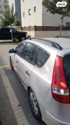 יונדאי i30CW Inspire סטיישן אוט' 1.6 (126 כ''ס) בנזין 2011 למכירה בחד