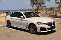 ב.מ.וו סדרה 5 530E IPer M-Sport הייבריד אוט' 2.0 (184 כ''ס) ק'-3 היברידי