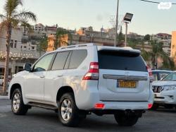 טויוטה לנד קרוזר ארוך 4X4 Luxury אוט' דיזל 7 מק' 2.8 (177 כ"ס) דיזל