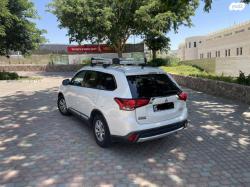 מיצובישי אאוטלנדר Instyle אוט' 7 מק' 2.0 (150 כ"ס) בנזין 2015 למכיר
