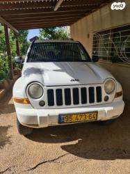 ג'יפ / Jeep ליברטי (עד 2013) 4X4 Sport אוט' 3.7 (204 כ''ס) [2006-2007] בנזין 20