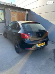 סיאט איביזה Reference ידני 5 דל' 1.4 (85 כ"ס) בנזין 2012 למכירה בתל 