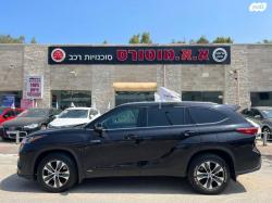 טויוטה היילנדר 4X4 XLE הייבריד אוט' 2.5 (243 כ''ס) בנזין 2021 למכי