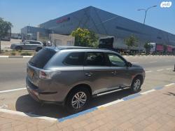 מיצובישי אאוטלנדר Instyle אוט' 7 מק' 2.0 (150 כ"ס) בנזין 2014 למכיר