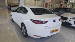 מאזדה j Comfort סדאן אוט' 2.0 (165 כ"ס) בנזין 2020 למכירה בראשון לצ