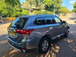 מיצובישי אאוטלנדר Instyle אוט' 7 מק' 2.0 (150 כ"ס) בנזין 2017 למכיר