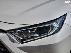 טויוטה RAV4 הייבריד E-motion Sky הייבריד אוט' 2.5 (178 כ''ס) בנזין 202