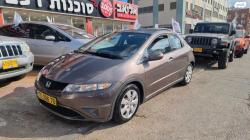 הונדה סיוויק האצ'בק החדשה Comfort אוט' 1.8 (140 כ''ס) בנזין 2011 למ