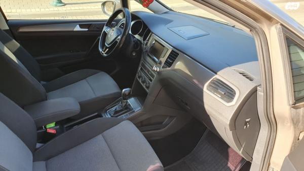 פולקסווגן גולף Trendline אוט' 5 דל' 1.2 (110 כ''ס) בנזין 2015 למכירה ברמת השרון