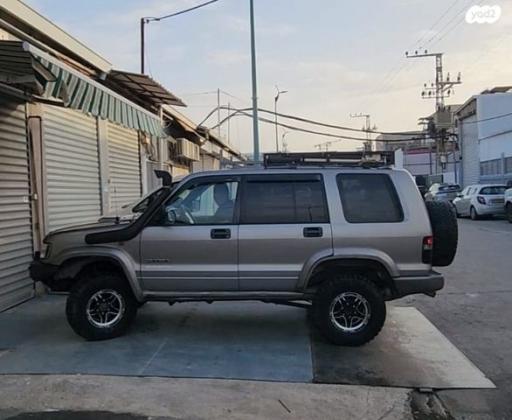 איסוזו טרופר ארוך 4X4 S אוט' דיזל 3.0 (159 כ''ס) דיזל 2002 למכירה בראשון לציון