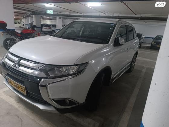 מיצובישי אאוטלנדר Instyle אוט' 7 מק' 2.0 (150 כ"ס) בנזין 2016 למכירה בנתניה