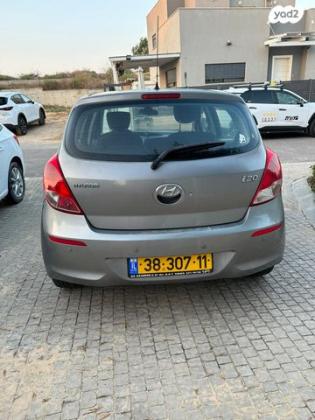 יונדאי i20 Insight אוט' 1.4 (100 כ"ס) בנזין 2013 למכירה בפלמחים