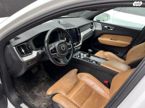 וולוו XC60 4X4 T8 Inscription הייבריד אוט' 2.0 (407 כ"ס) היברידי חשמל / בנזין 2018 למכירה בנתניה