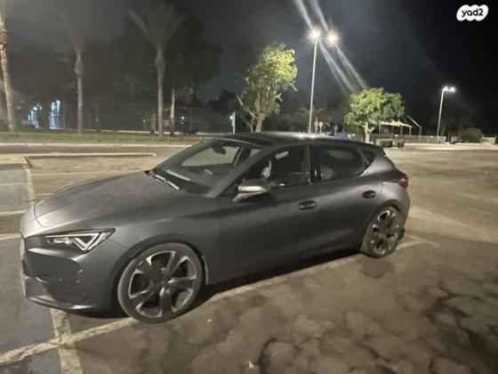 קופרה לאון Leon אוט' 2.0 (300 כ''ס) בנזין 2021 למכירה בתל אביב יפו