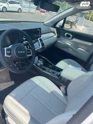 קיה סורנטו EX אוט' 7 מק' 2.5 (180 כ"ס) בנזין 2023 למכירה בראשון לציון