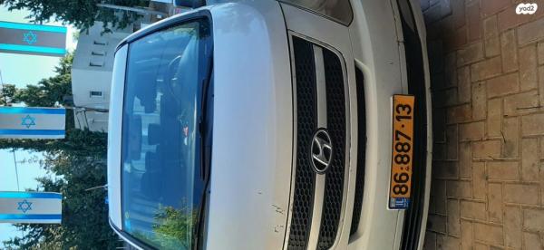 יונדאי H1 I800 מיניבוס אוט' דיזל 8 מק' 2.5 (170 כ''ס) דיזל 2012 למכירה באלעזר