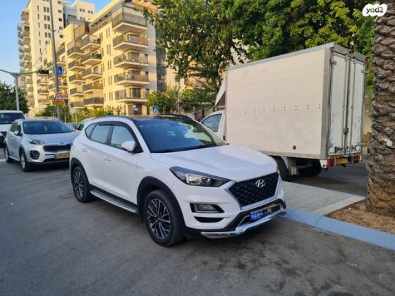 יונדאי טוסון Panoramic אוט' בנזין 2.0 (155 כ"ס) בנזין 2019 למכירה בתל אביב יפו