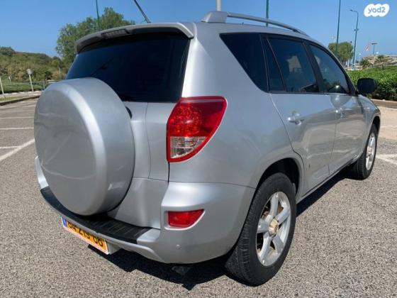 טויוטה RAV4 ארוך 4X4 GLI אוט' 2.0 (152 כ''ס) בנזין 2009 למכירה בנתניה