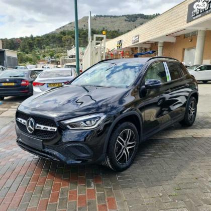 מרצדס GLA GLA180 Exclusive FLT NR אוט' 1.3 (136 כ''ס) בנזין 2023 למכירה באכסאל