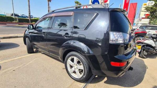 מיצובישי אאוטלנדר 4X4 Sport אוט' 7 מק' 2.4 (170 כ''ס) בנזין 2009 למכירה בחיפה