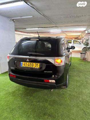 מיצובישי אאוטלנדר Instyle אוט' 7 מק' 2.0 (150 כ"ס) בנזין 2014 למכירה ברחובות