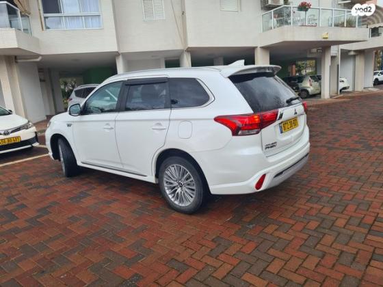 מיצובישי אאוטלנדר PHEV 4X4 Supreme הייבריד אוט' 5 מק' 2.4 (135 כ''ס) היברידי חשמל / בנזין 2020 למכירה בגן יבנה
