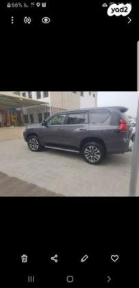 טויוטה לנד קרוזר ארוך Sahara אוט' 7 מק' דיזל 5 דל' 2.8 (204 כ"ס) דיזל 2022 למכירה בכפר יונה