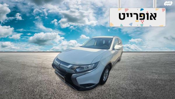 מיצובישי אאוטלנדר Intense אוט' 7 מק' 2.0 (150 כ"ס) בנזין 2020 למכירה ב