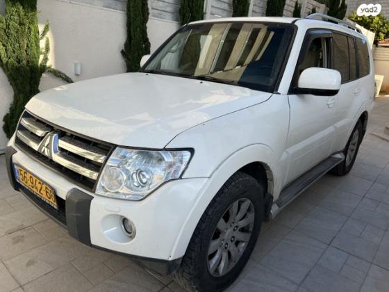 מיצובישי פג'רו ארוך 4X4 Dakar אוט' דיזל 7 מק' 3.2 (200 כ''ס) דיזל 2010 למכירה בטירה